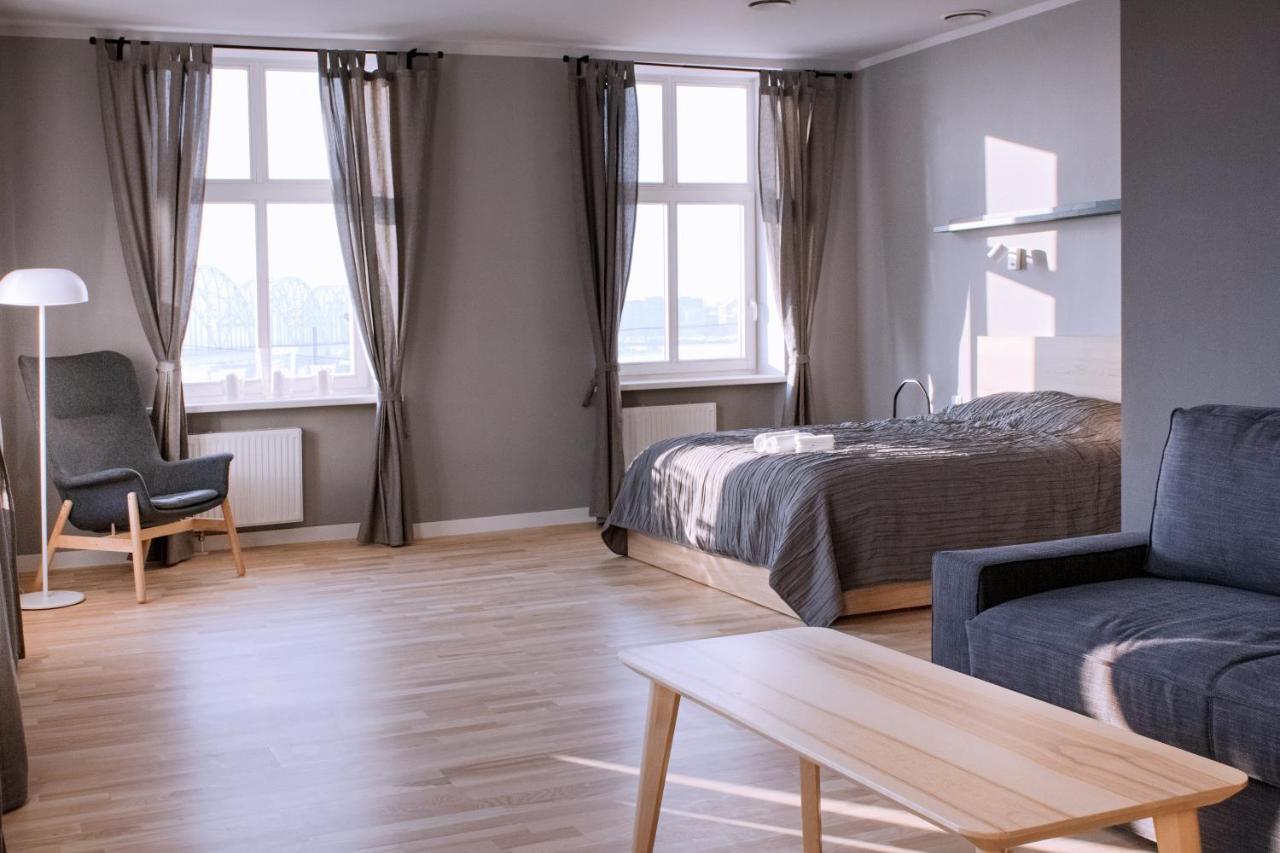 Modern Apartment In Old Riga With A River View Εξωτερικό φωτογραφία