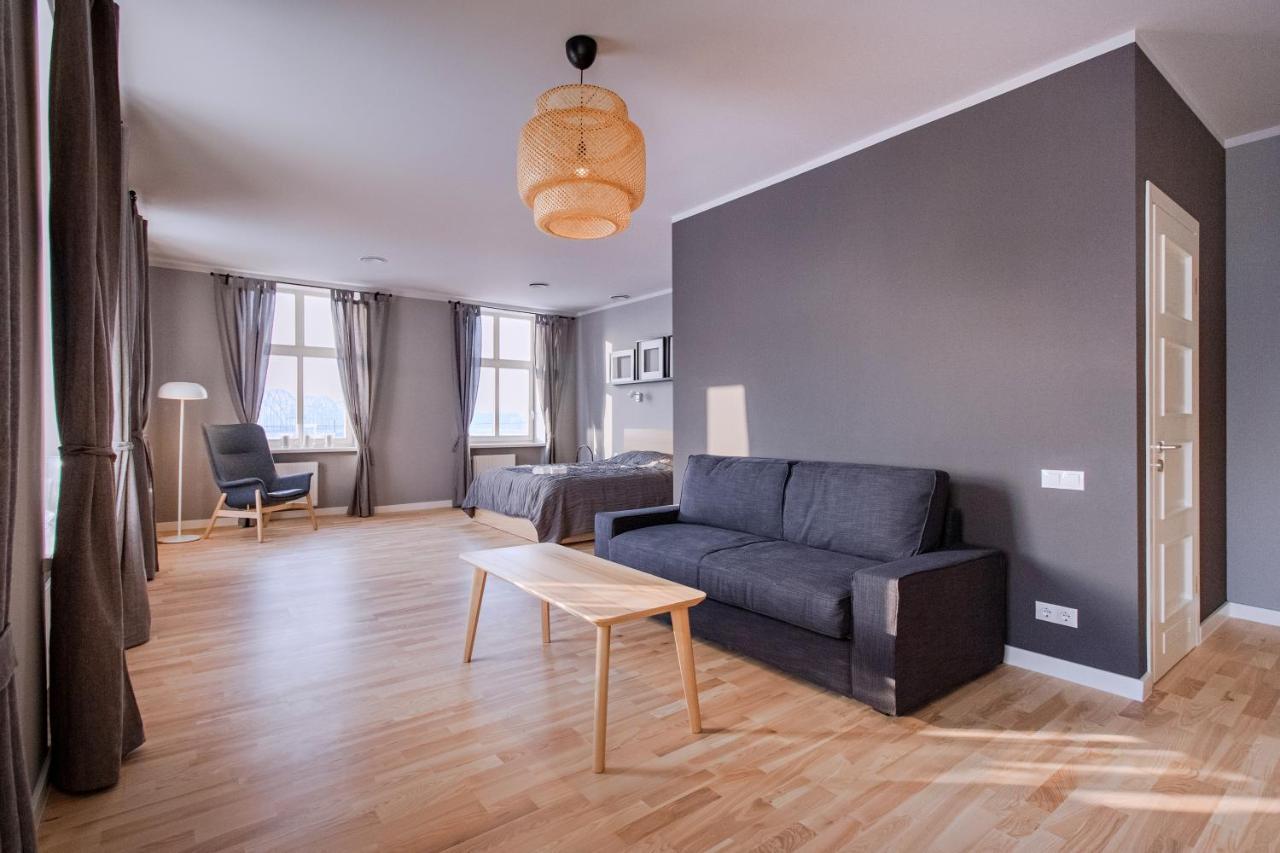 Modern Apartment In Old Riga With A River View Εξωτερικό φωτογραφία